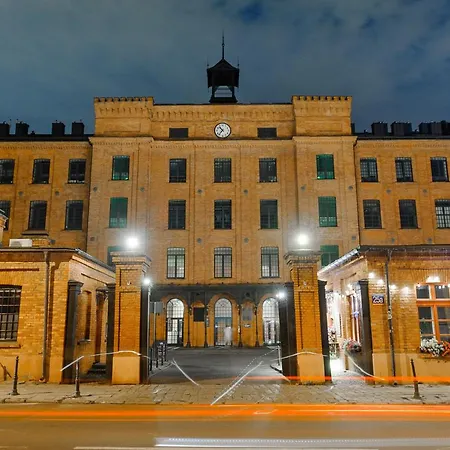 Lumina Loft Tymienieckiego With A View Of The Apartmán Lodž