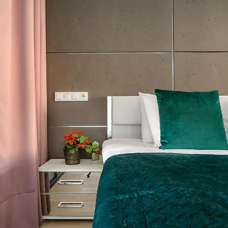 Lumina Loft Tymienieckiego With A View Of The Apartament