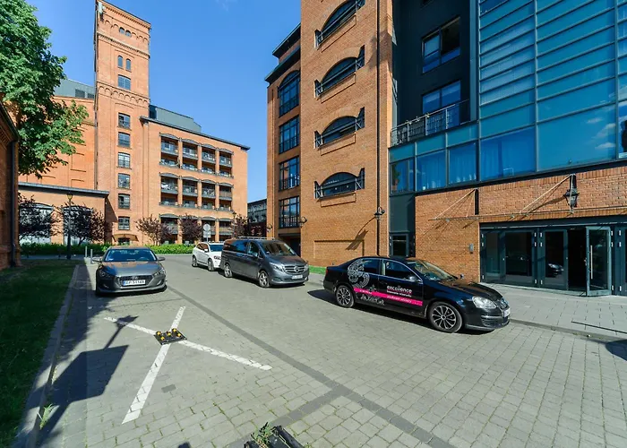 Apartment Lumina Loft Tymienieckiego With A View Of The *